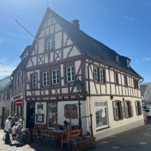 MBZ Adenauer Haus_25